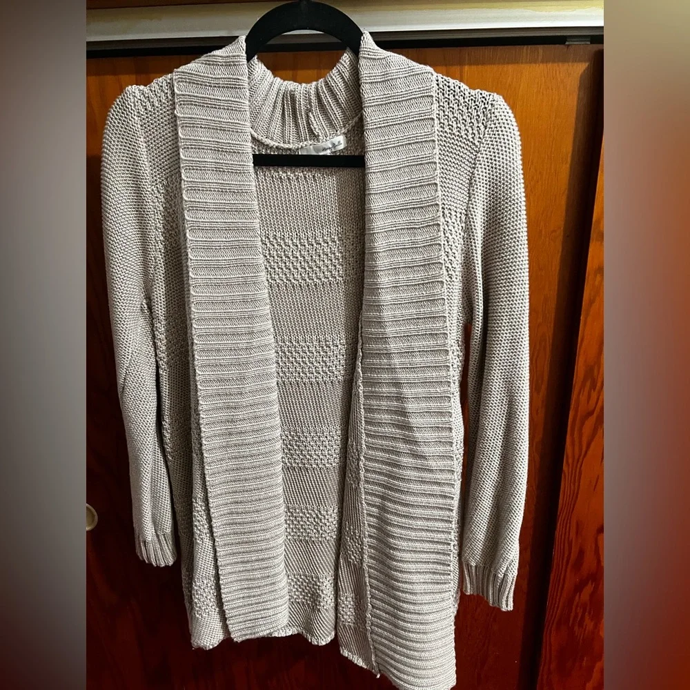 Honey Belle cardigan - Picture 1 of 3